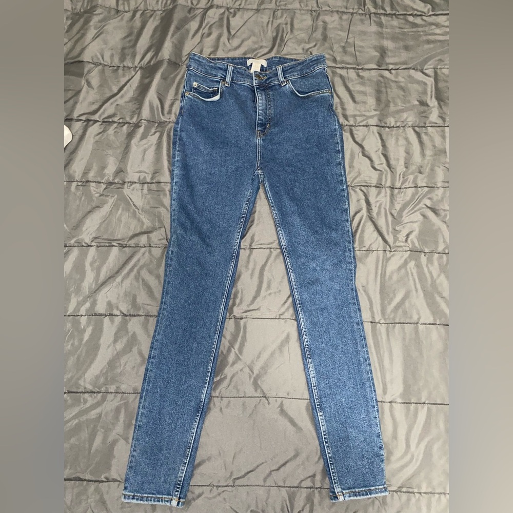 H&M Women's Skinny Jeans in Blue